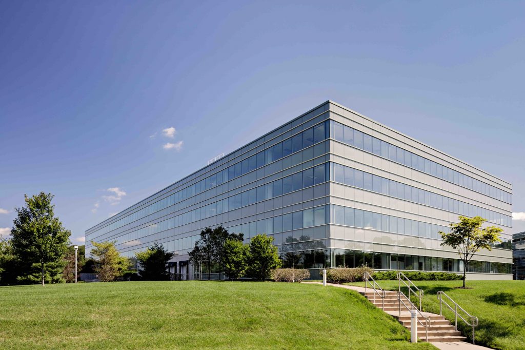 77 Corporate Drive, Bridgewater. - CBRE
