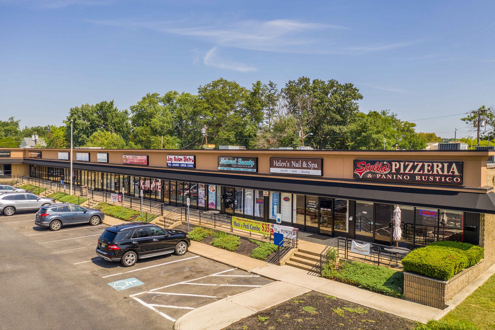 Centrum Shoppes, 219 Haddonfield-Berlin Road, Cherry Hill-VANTAGE RES