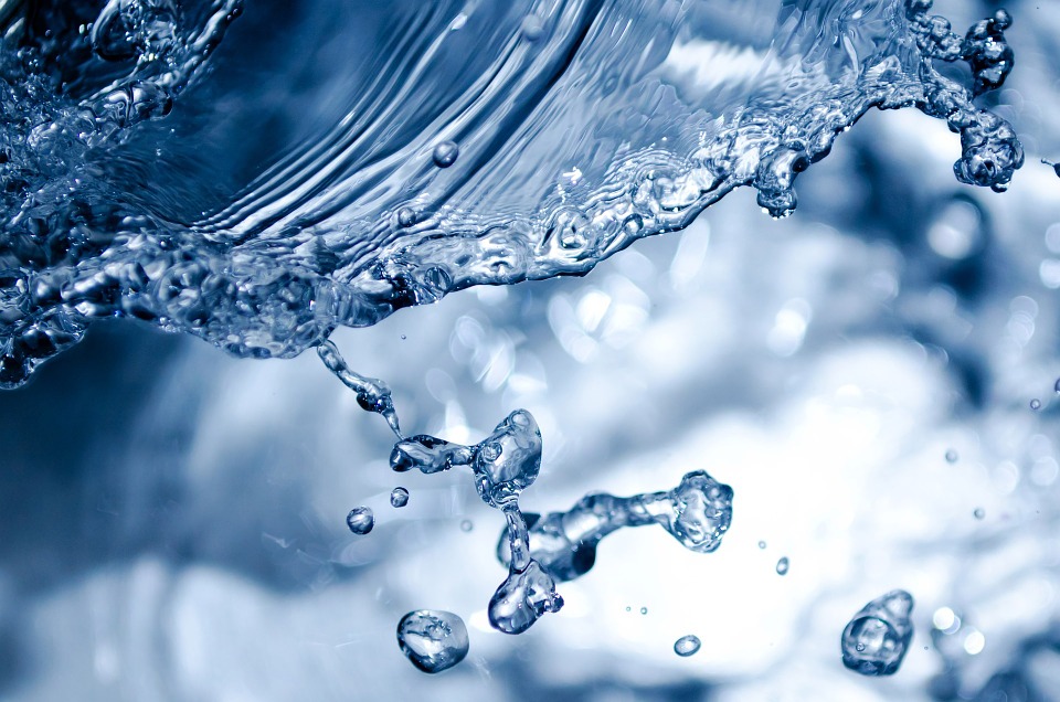 Splashing water
