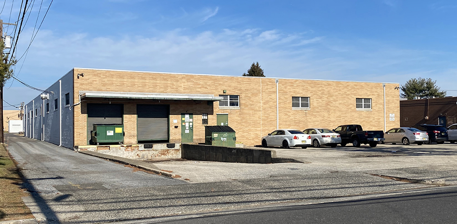 SeriousShops.com relocated its headquarters from Delran to Pennsauken to 7055 Central Highway at the Airport Industrial Park.