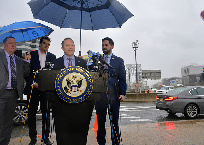 U.S. Reps. Josh Gottheimer, D-5th District, N.J., and Mike Lawler, R-17th District, N.Y., standing next to the George Washington Bridge, announce new bipartisan legislation to fight the Metropolitan Transportation Authority’s congestion tax.
