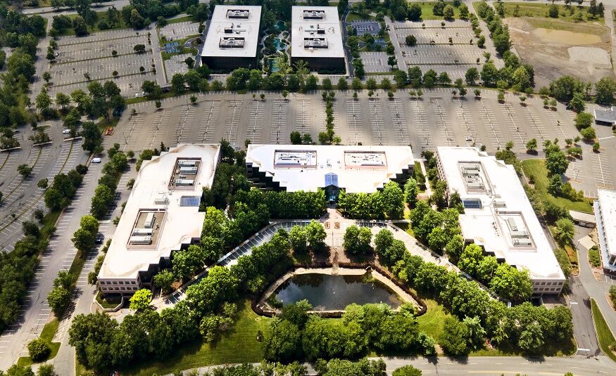 The Arbors in Parsippany. - ONYX EQUITIES LLC