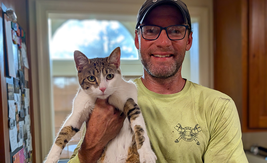 Steven Murrow, a licensed arborist from Pitman and the owner of Tesla Tree Service, uses his professional tree-climbing skills to retrieve cats stuck in tall trees – at no cost.