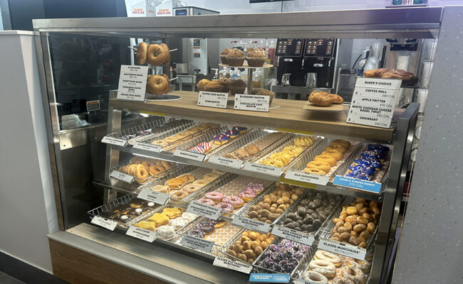 Dunkin’ opens latest Newark shop with free drinks